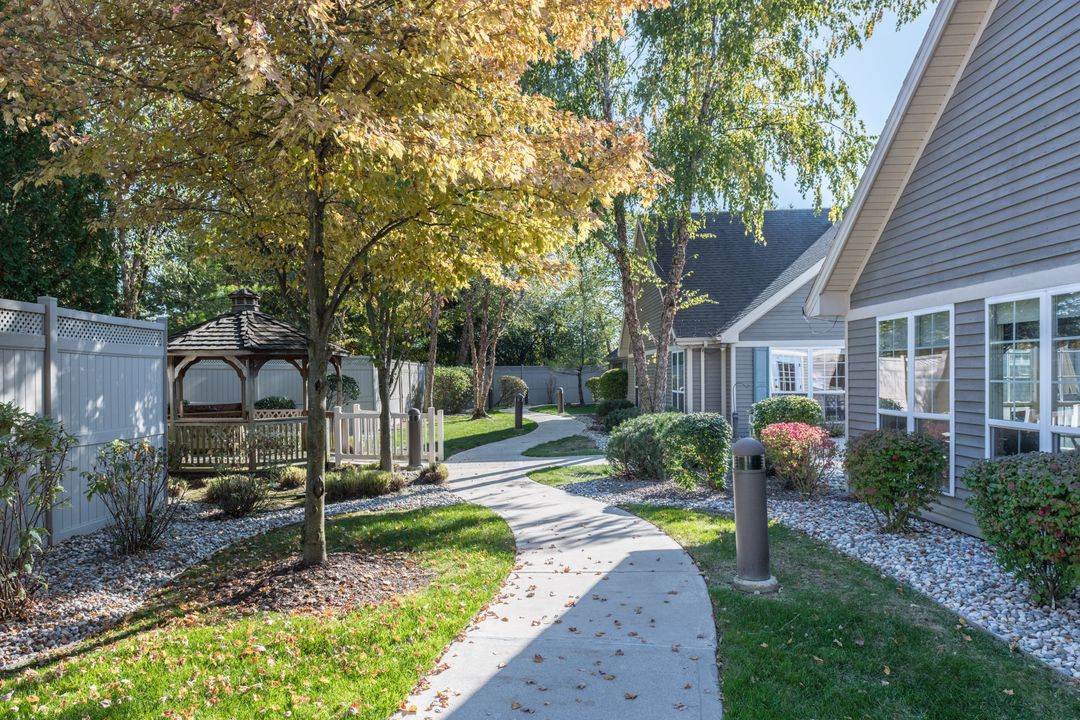 Arden Courts of Bingham Farms (UPDATED) Get Pricing & See 11 Photos