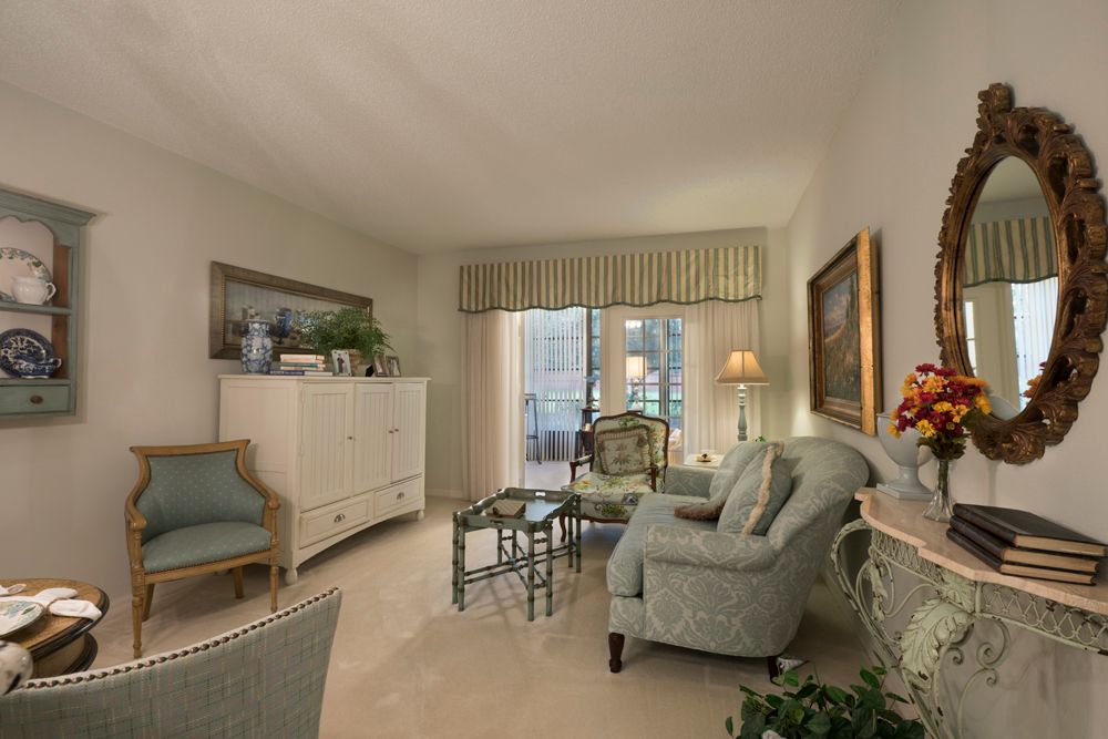 Regency Oaks (UPDATED) Get Pricing, See 27 Photos, Read Reviews & See