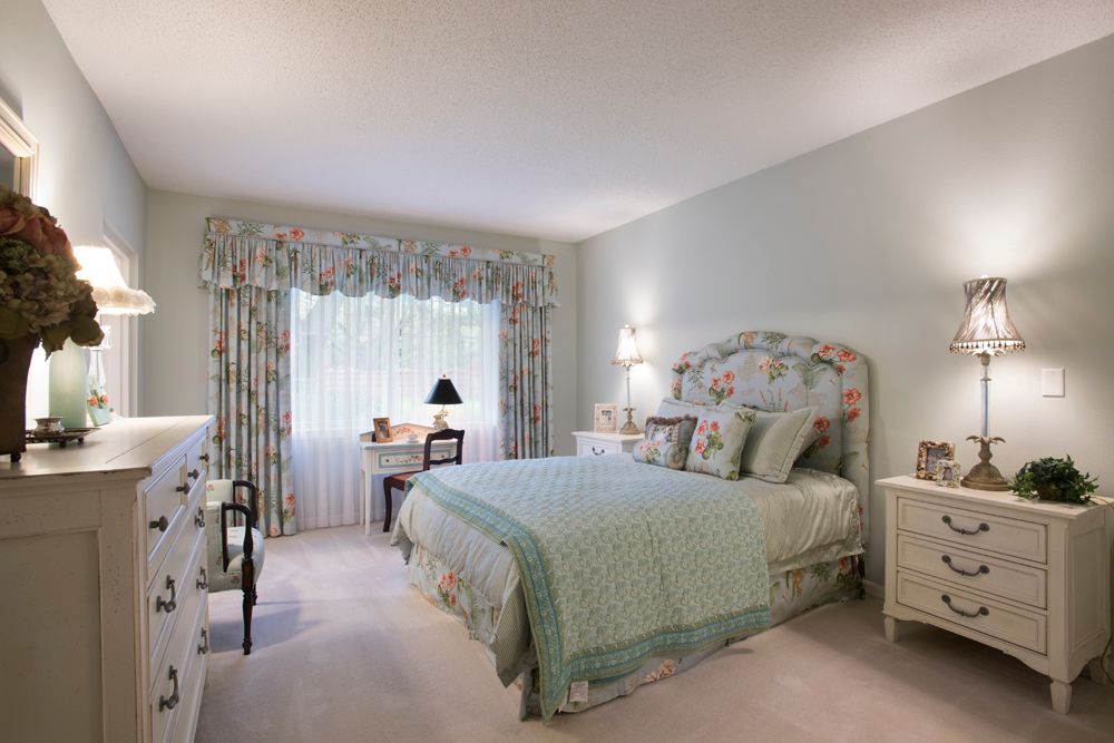 Regency Oaks (UPDATED) Get Pricing, See 27 Photos, Read Reviews & See