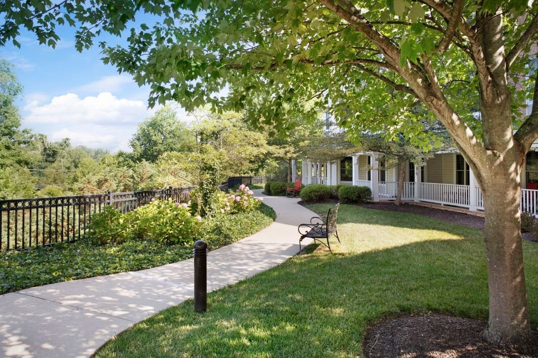 Sunrise of Newtown Square Pricing, Photos & Amenities in Newtown