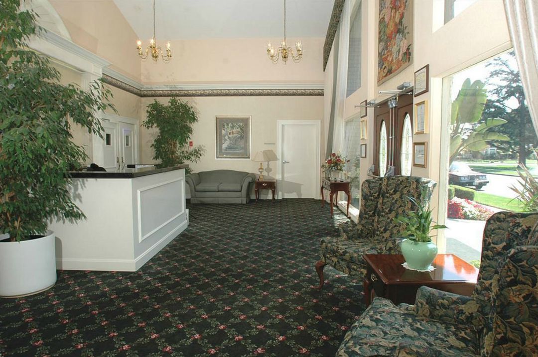 Brittany House (UPDATED) Get Pricing & See 10 Photos in Long Beach, CA