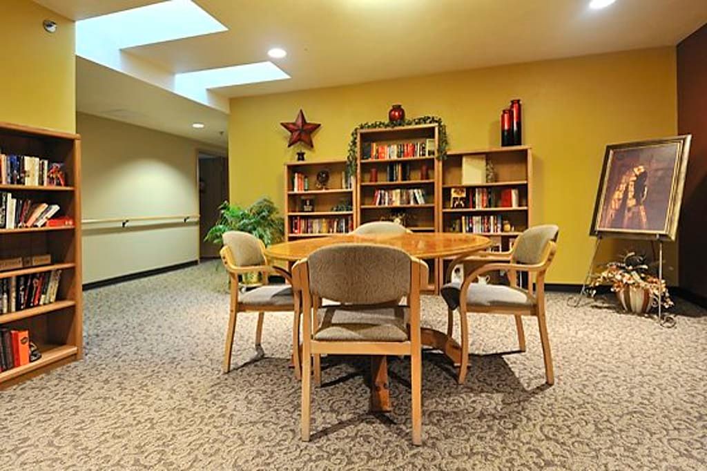 The 20 Best Assisted Living Facilities in Green Bay, WI Seniorly