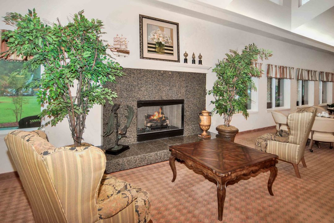 Colonial Harbor Gracious Retirement Living - Pricing & 22 Photos in