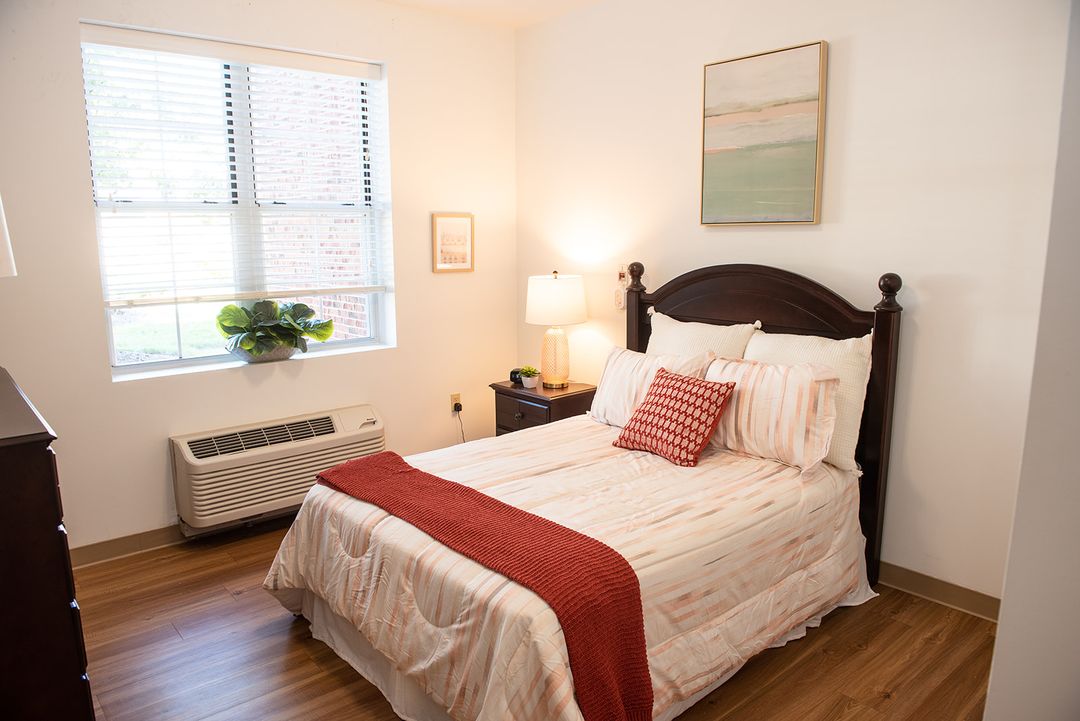 Commonwealth Senior Living At Cedar Manor (UPDATED) Get Pricing, See