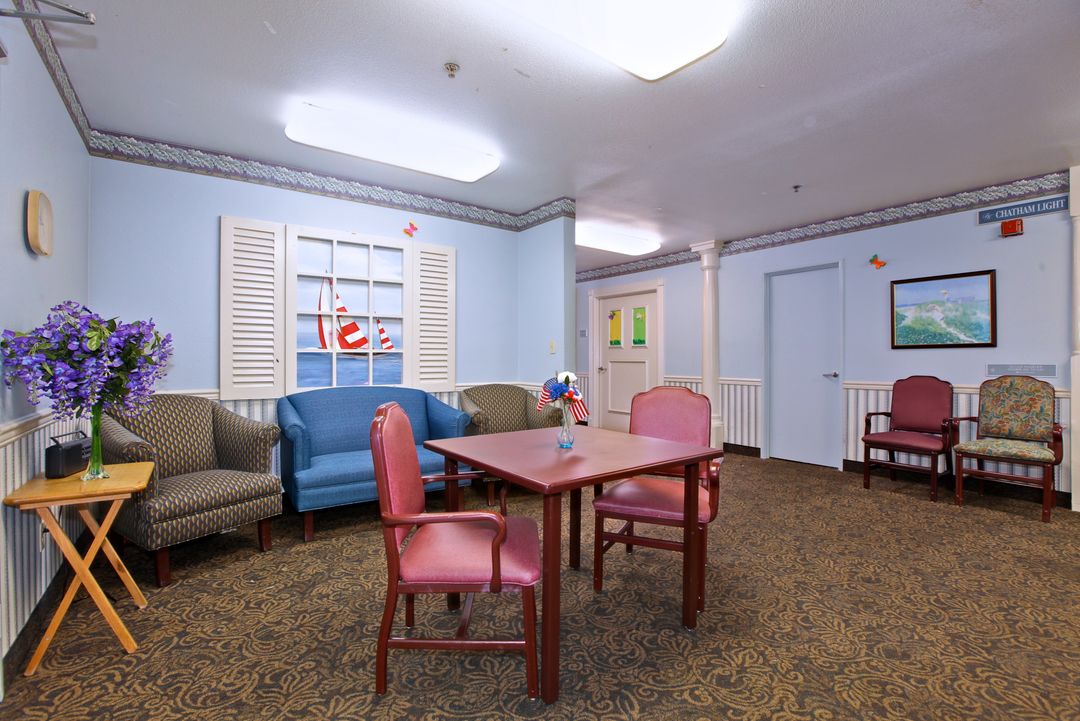 Brittany House (UPDATED) Get Pricing & See 10 Photos in Long Beach, CA