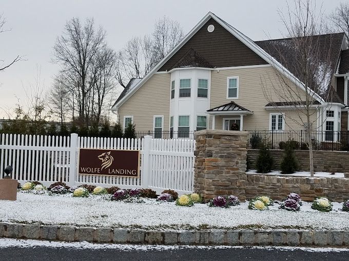 Wolfe Landing (UPDATED) Get Pricing & See 5 Photos in Clarkstown, NY