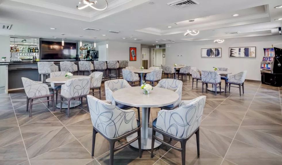 Oakmont Of The Lakes (UPDATED) Get Pricing, See 32 Photos, Read