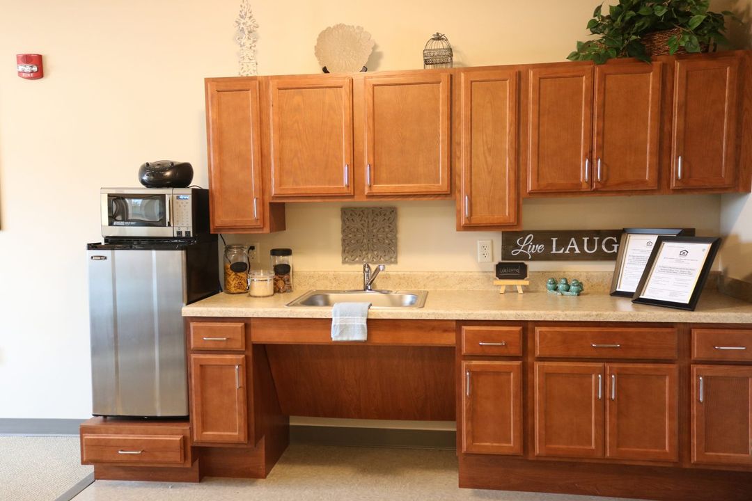 Belvedere Senior Housing Pricing, Photos & Amenities in Merrillville