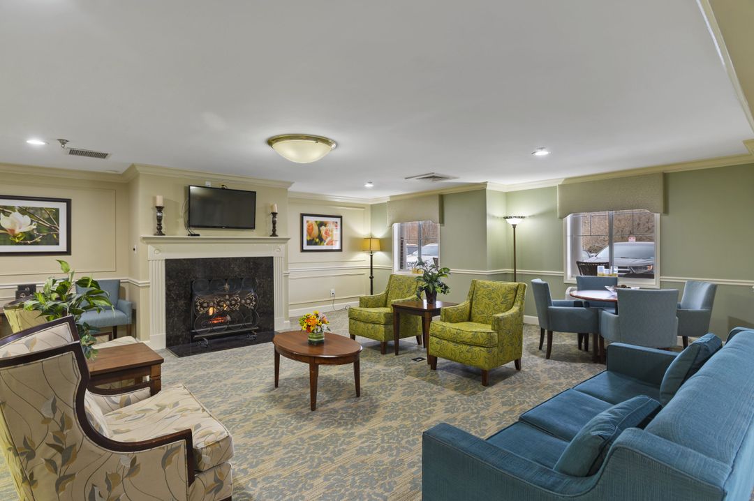 Paramount Senior Living at Fredericksburg (UPDATED) Get Pricing & See 33 Photos in