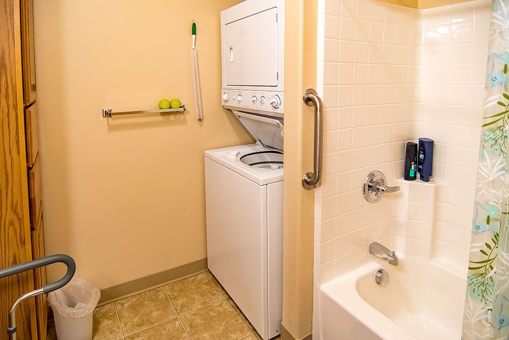 Edgewood Vista at Edgewood Village (UPDATED) Get Pricing & See 14