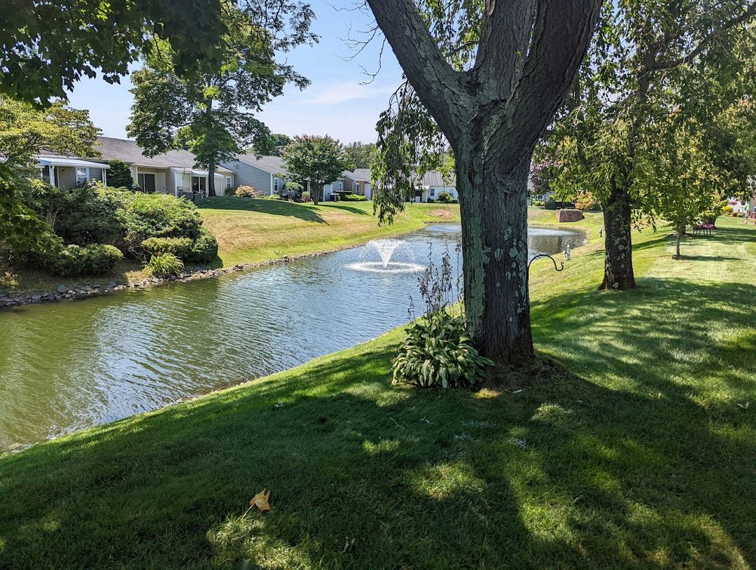 Snug Harbor (UPDATED) Get Pricing & See 8 Photos in Amityville, NY