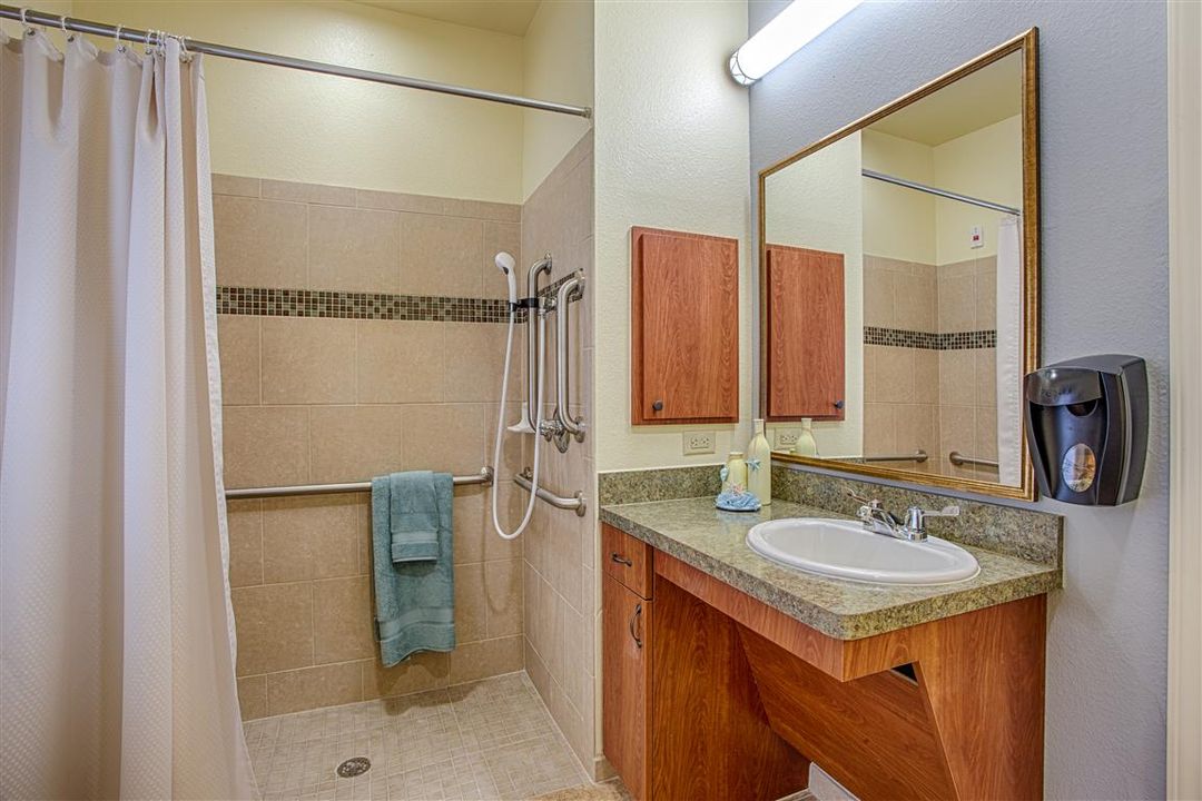 The Broadmoor At Creekside Park (UPDATED) Get Pricing, See 20 Photos