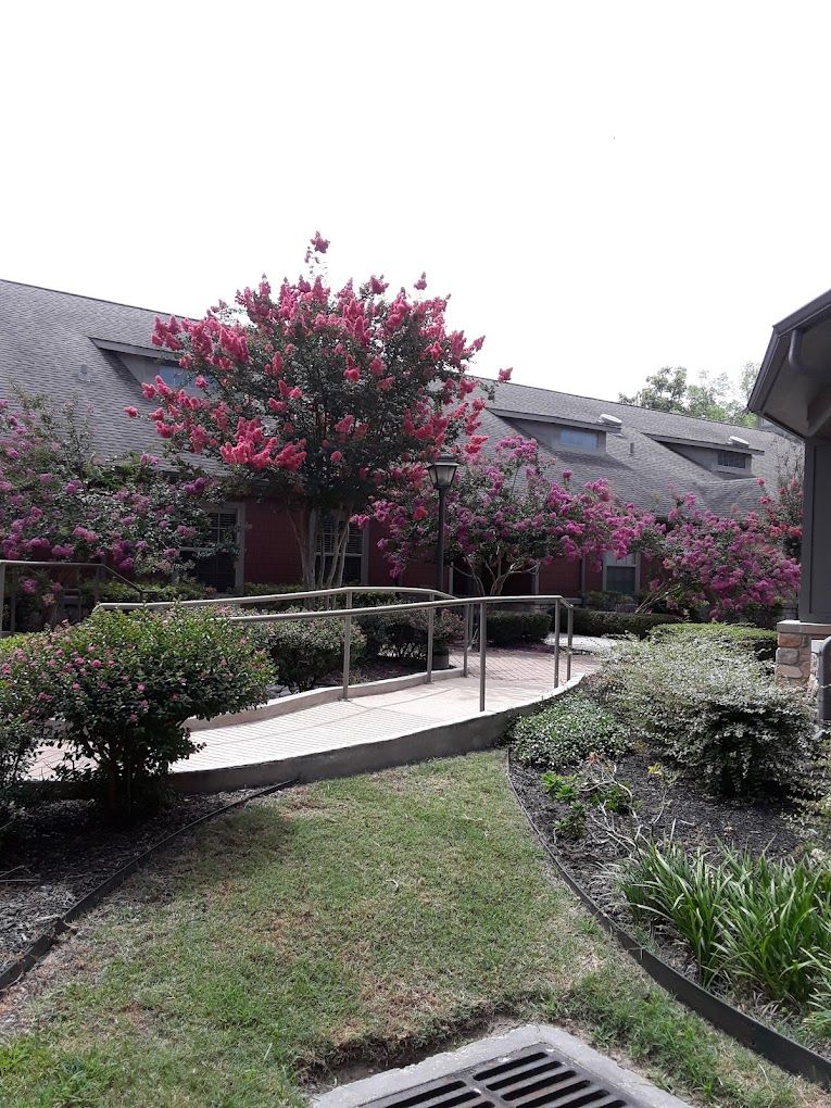 The Broadmoor At Creekside Park (UPDATED) Get Pricing, See 20 Photos