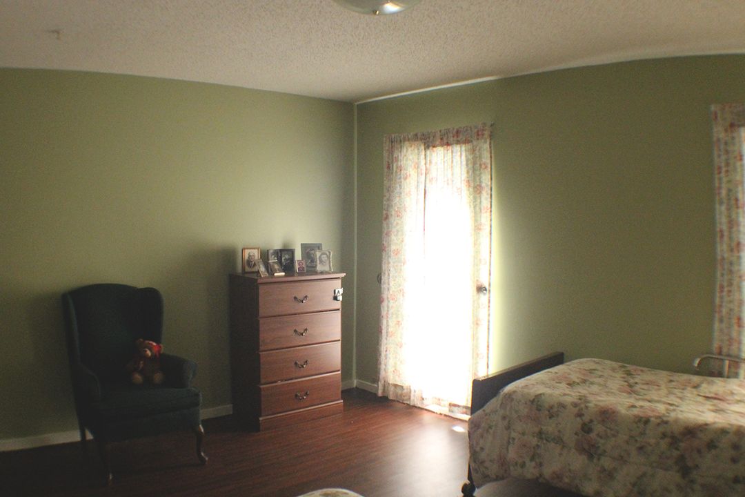 Pretty Pond Manor Alf (UPDATED) Get Pricing, See 6 Photos & Read