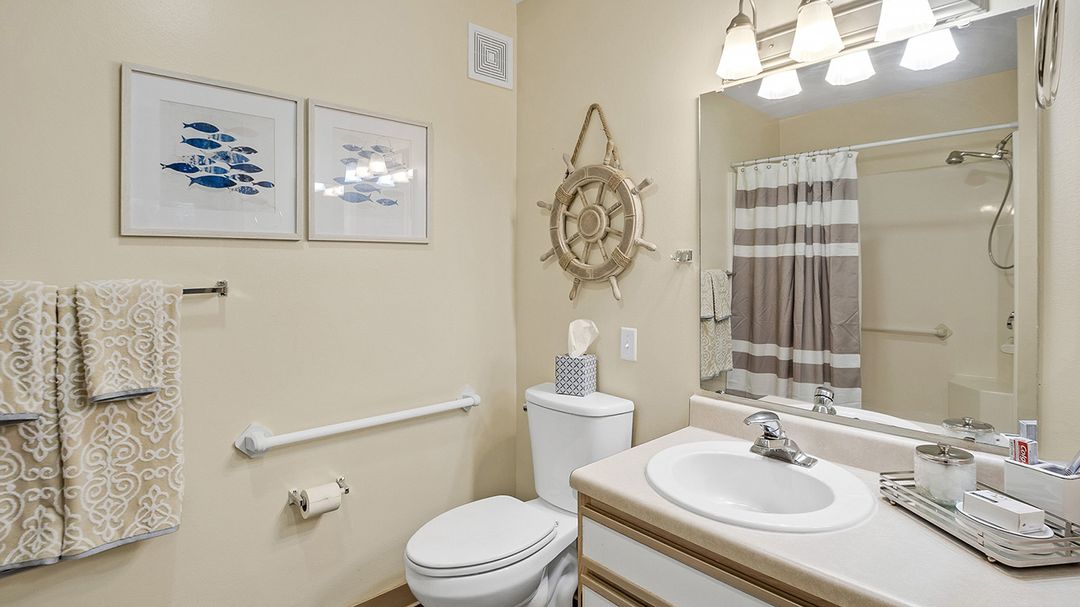 Holiday Indigo Pines (UPDATED) Get Pricing, See 49 Photos & See Floor