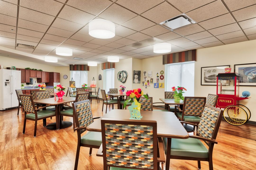 The Montclare Supportive Living (UPDATED) - Get Pricing, See 37 Photos ...