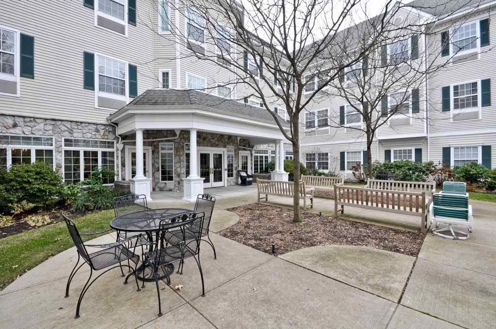 Brandywine Living At Summit Pricing & 10 Photos (UPDATED) in Summit, NJ