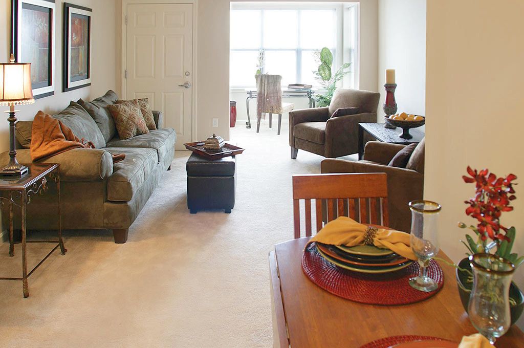 Luther Oaks (UPDATED) Get Pricing & See 15 Photos in Bloomington, IL