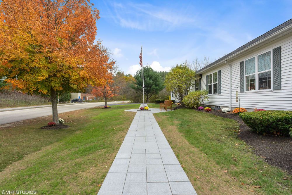 Pines Of Newmarket (UPDATED) Get Pricing, See 12 Photos & See Floor