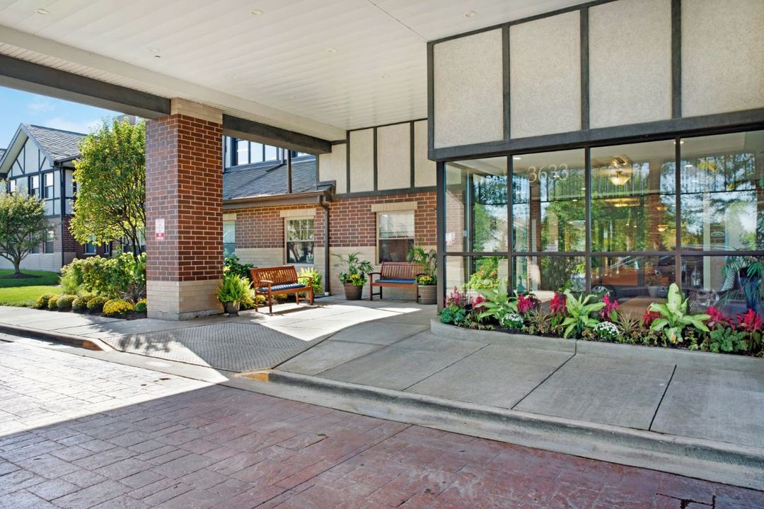 Sunrise Villa Olympia Fields (UPDATED) Get Pricing, See 11 Photos & Read Reviews in Olympia