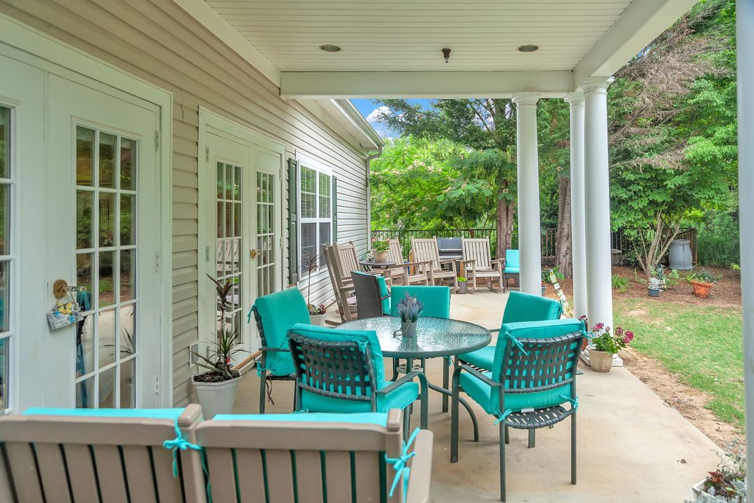 The Willows Of Easley (UPDATED) Get Pricing, See 29 Photos & See Floor Plans in Easley, SC