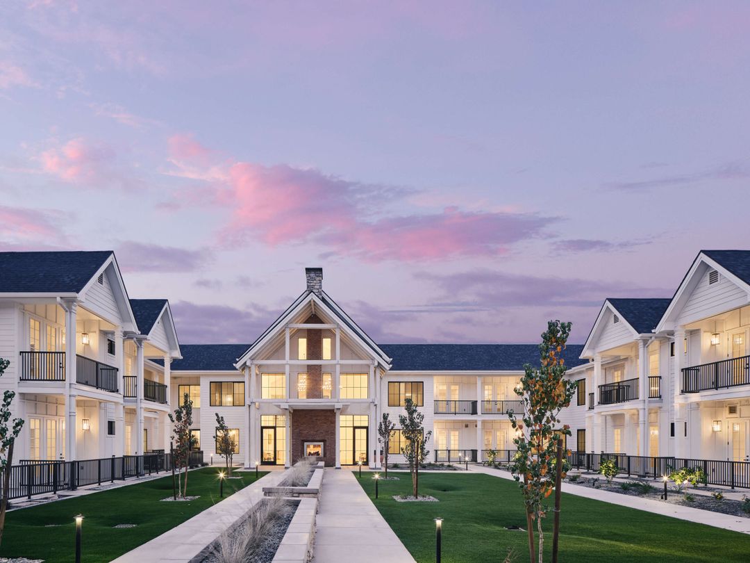 American Groves Senior Living (UPDATED) - Get Pricing & See 37 Photos ...