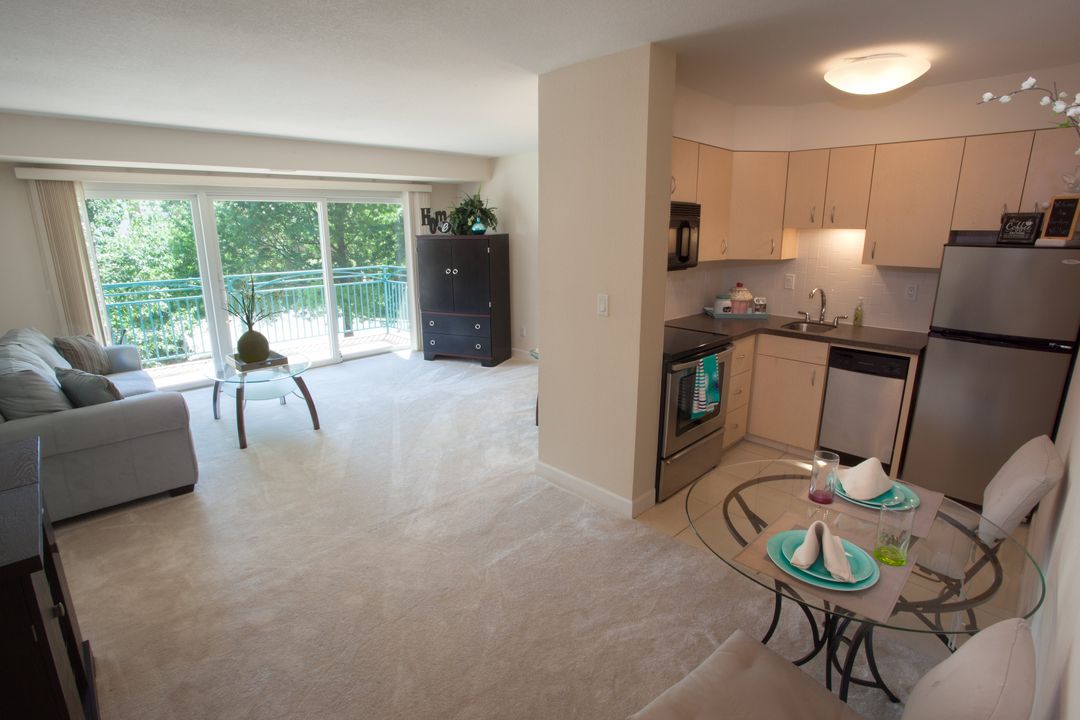 Garden Villas Of Lenexa (UPDATED) Get Pricing & See 26 Photos in Lenexa, KS