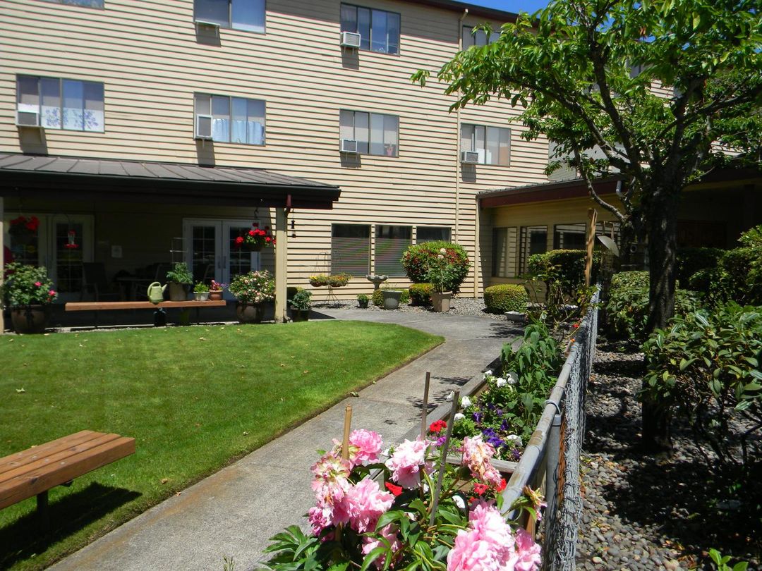 Fort Vancouver Assisted Living - Get Pricing & See 5 Photos in ...