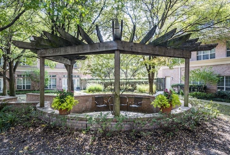 Signature Pointe (UPDATED) Pricing, 15 Photos & Floor Plans in Dallas, TX