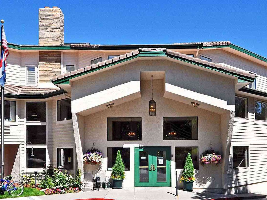 Lakewood Estates Pricing, Photos and Floor Plans in Denver, CO Seniorly