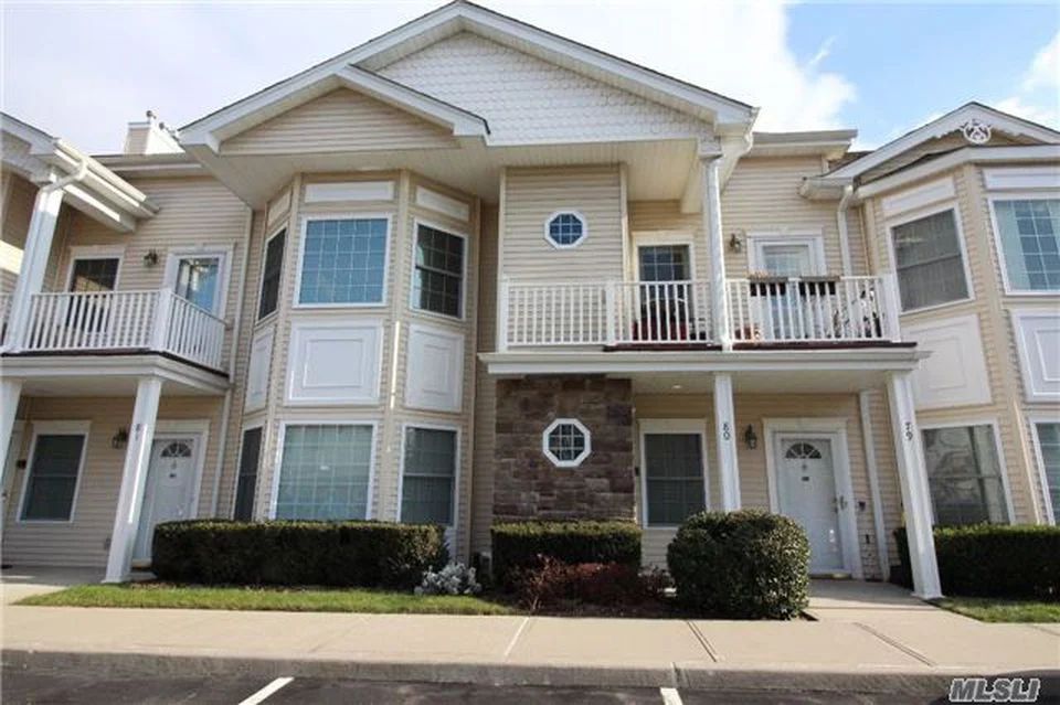 The Seasons at Plainview (UPDATED) Get Pricing & See 8 Photos in