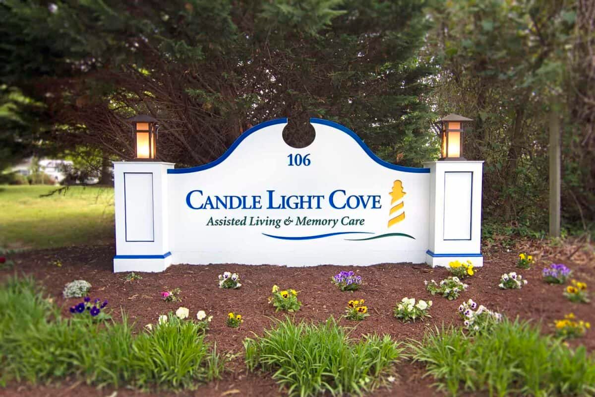 Candle Light Cove 2