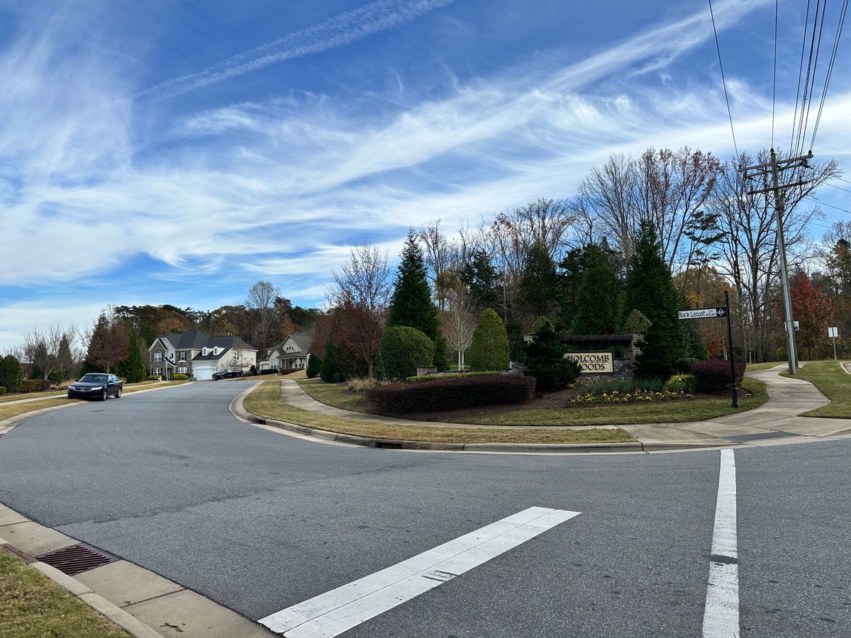 Enclave at Holcomb Woods 4