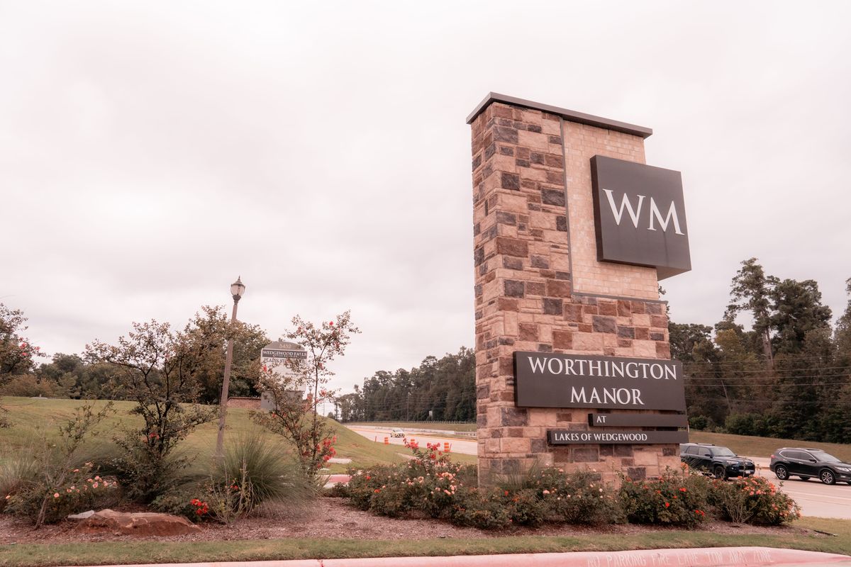 Worthington Manor 2