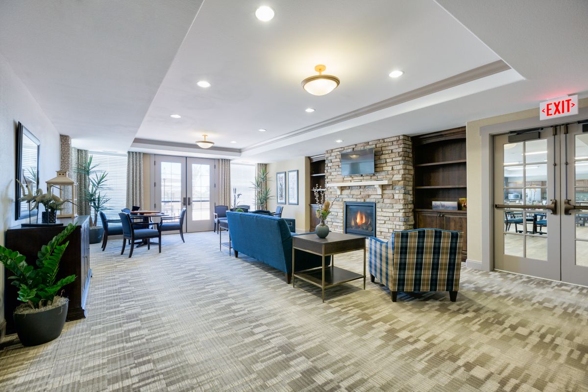 The Enclave At Chandler Senior Living Photos The Enclave at Chandler (UPDATED) - Get Pricing & See 14 Photos in