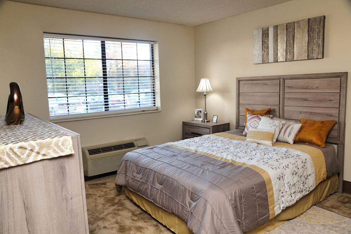 Interior view of Heritage Oaks senior living community featuring stylish decor, furniture, and art.