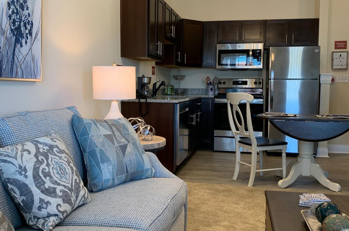 Windsor Pointe Independent Living (UPDATED) Get Pricing, See 32