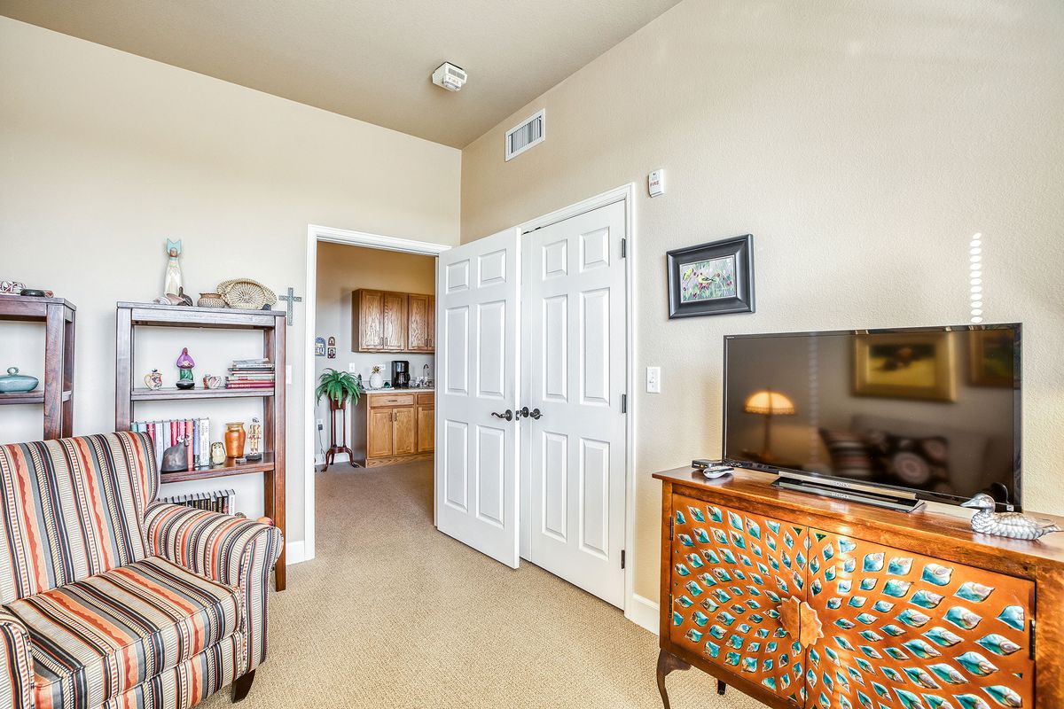 Applewood Place Assisted Living, Lakewood, CO 7