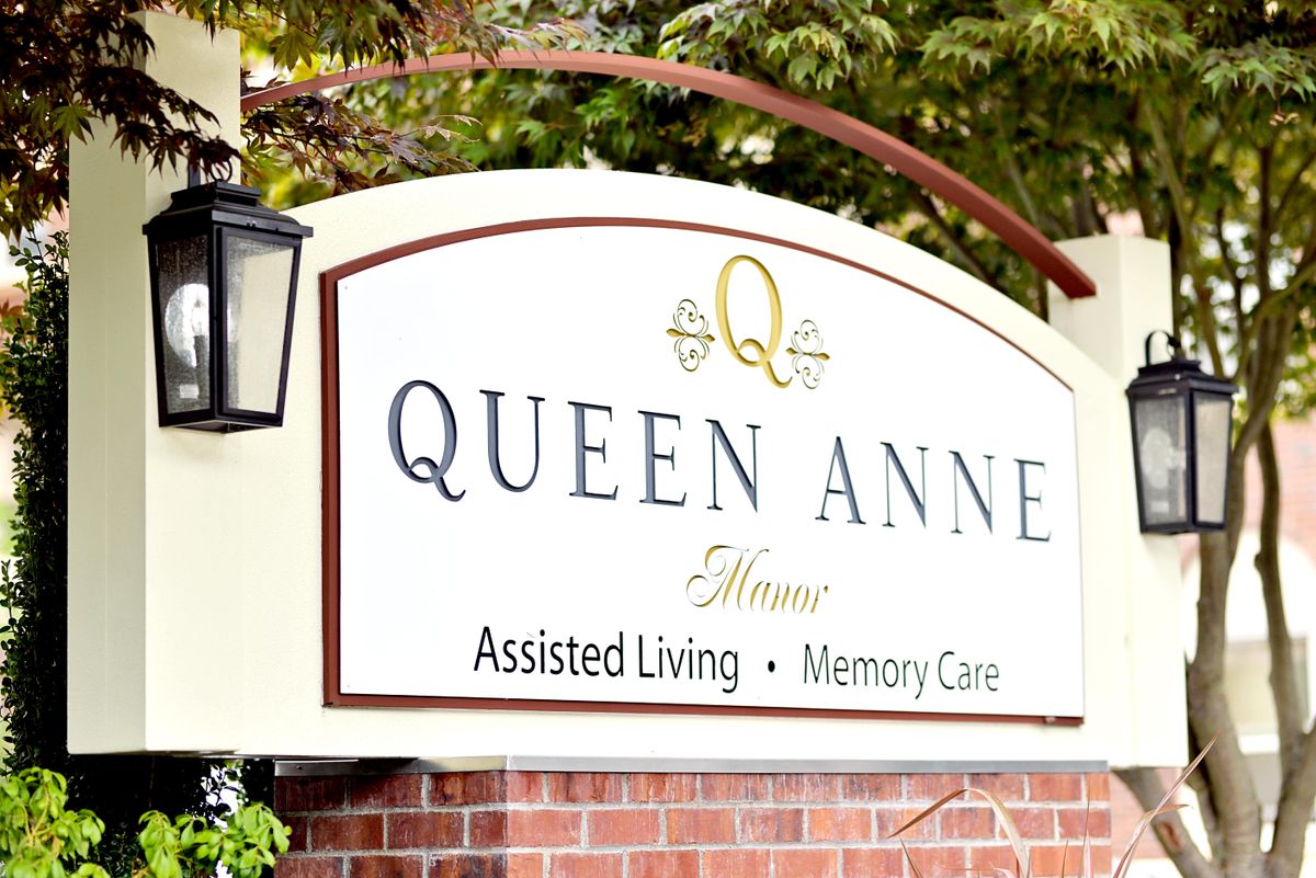 Queen Anne Manor 5