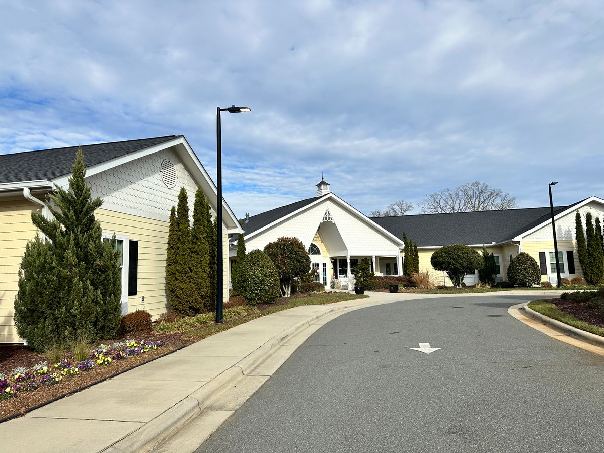 Cadence Senior Living At Mint Hill (UPDATED) - Get Pricing, See 19