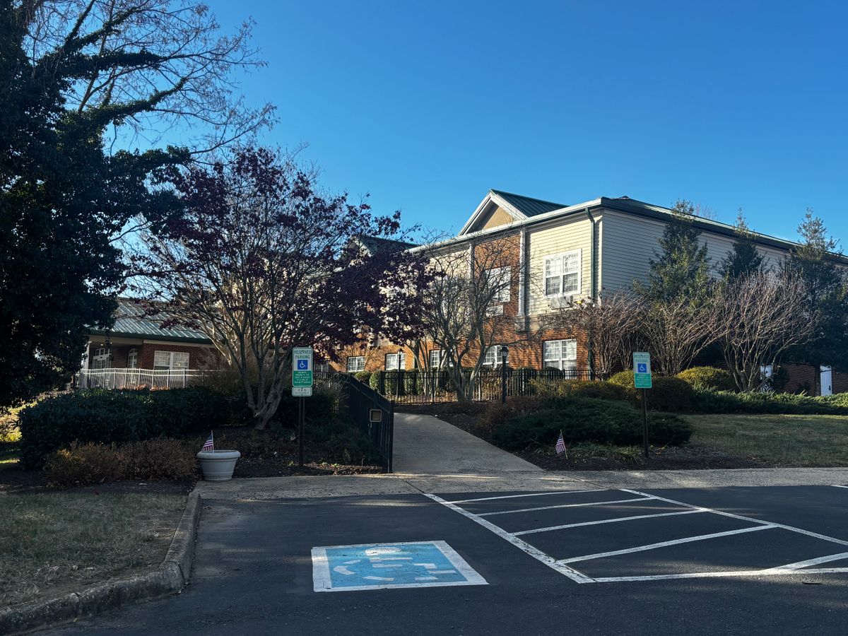 Commonwealth Senior Living at Stafford 2