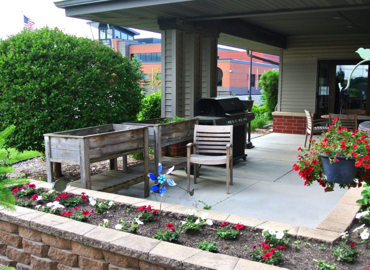 Spring Valley Independent and Assisted Living, Perry, IA  5