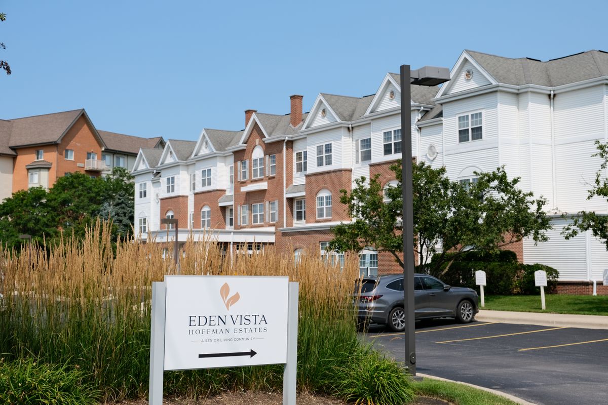 Eden Vista Hoffman Estates 1