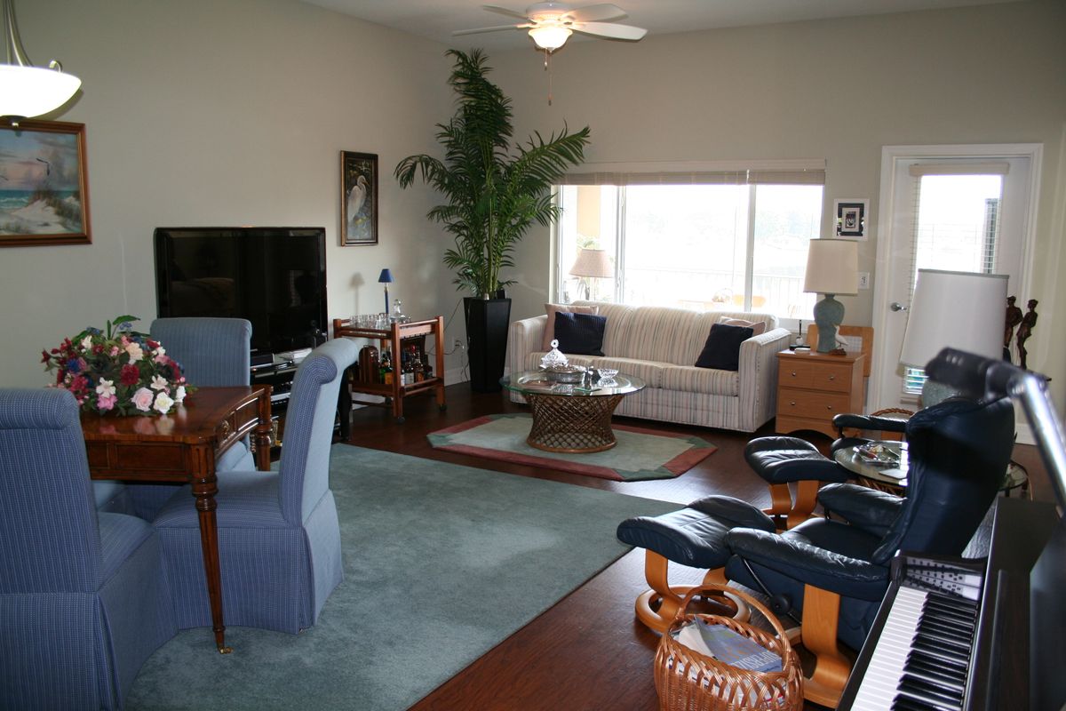 Lakeview Terrace Retirement Community (UPDATED) Get Pricing, See 17 Photos & Read Reviews in