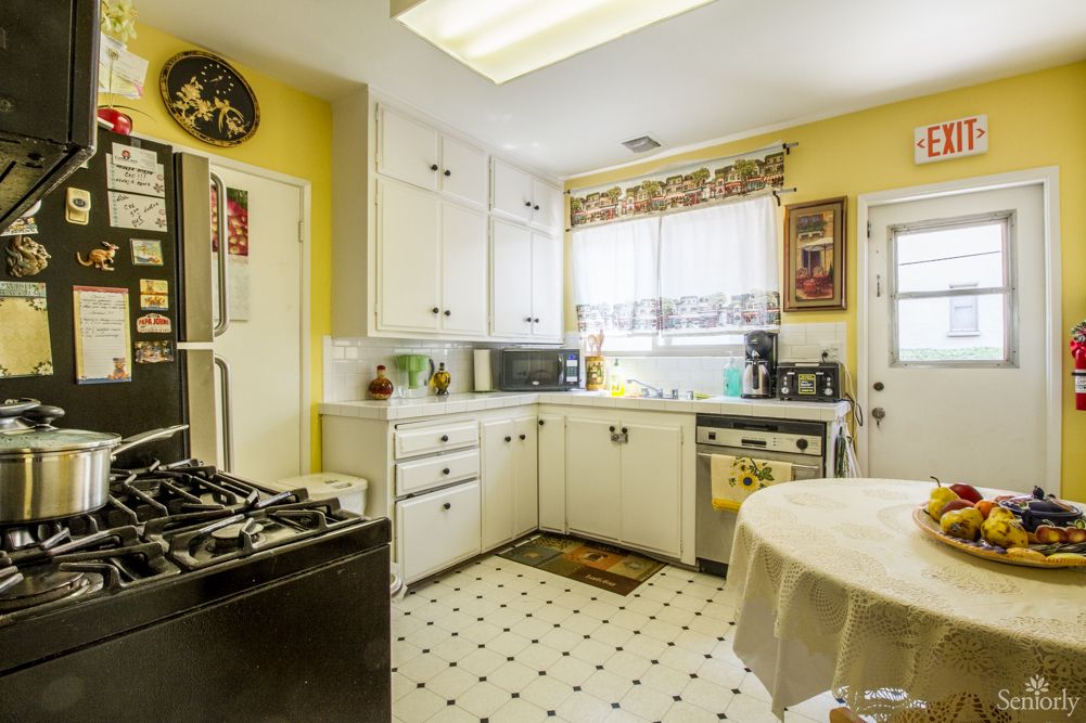 La Jolla Villa (UPDATED) Get Pricing, See 12 Photos & Read Reviews in Los Angeles, CA