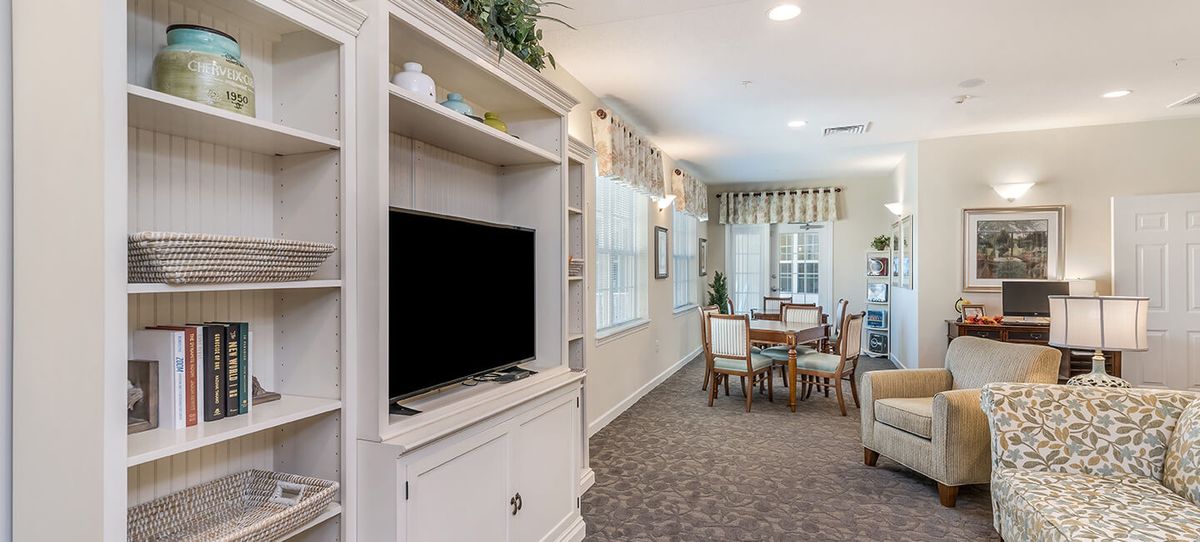 Carillon Assisted Living Of Clemmons 4