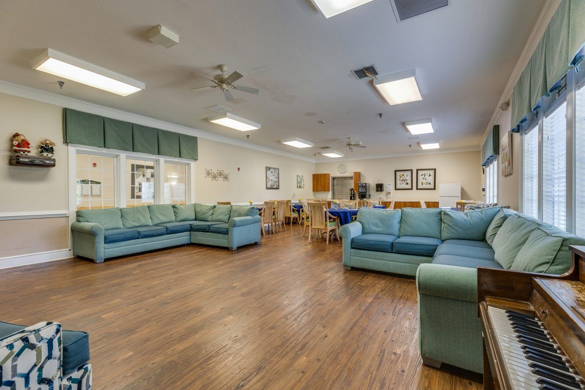 King's Manor Senior Living Community Photos Priddy Manor Assisted Living & Memory Care (UPDATED) - Get Pricing