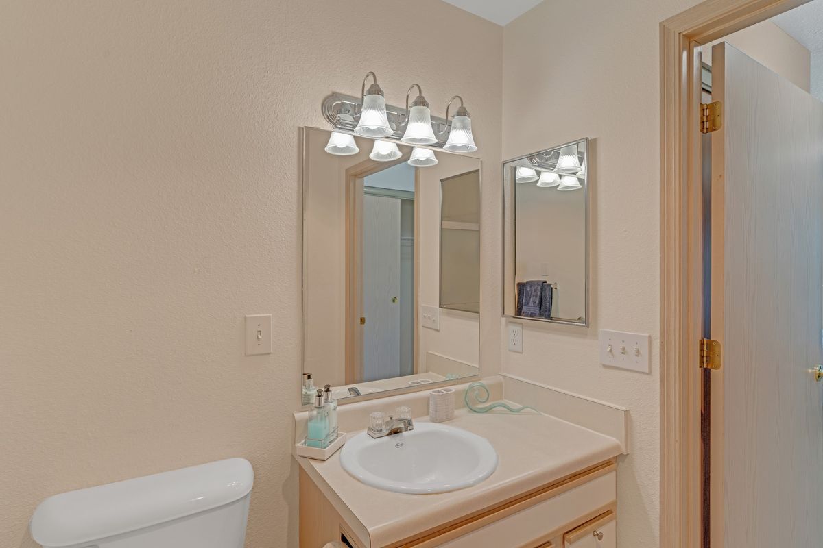 Bear Canyon Estates (UPDATED) Get Pricing, See 41 Photos & See Floor