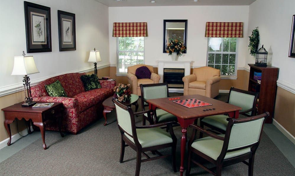 heritage-green-assisted-living-communities_08