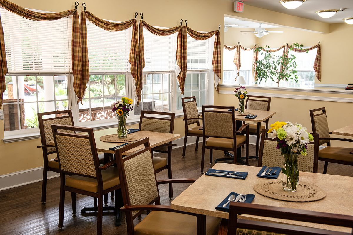 Commonwealth Senior Living at Hagerstown 5